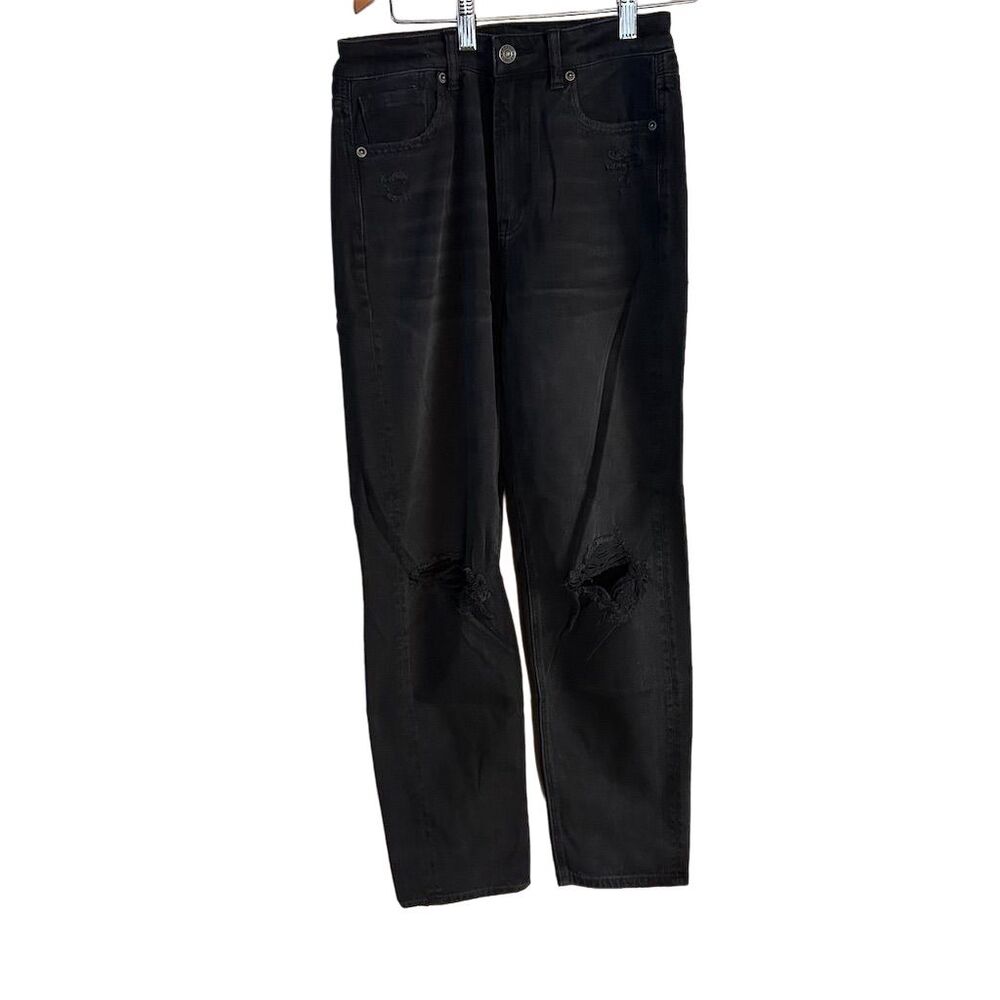 American Eagle Women's Size 2 Black Mom Jeans Ripped High-Waisted